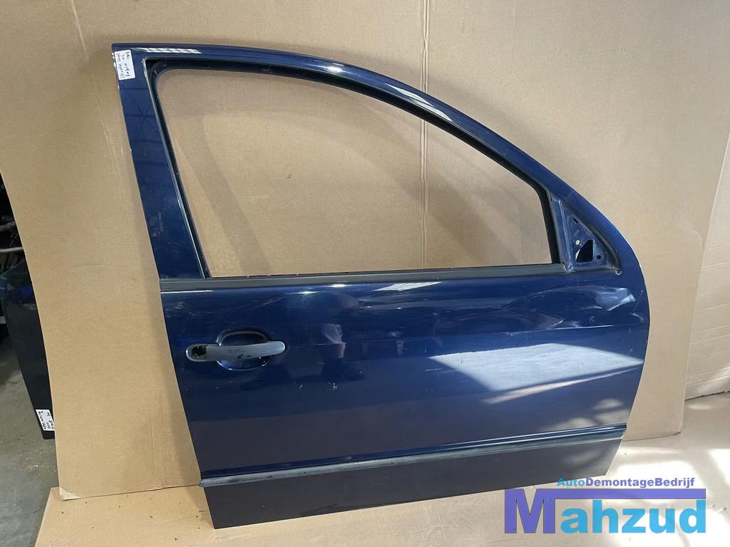 SKODA FABIA 1 COMBI blauw rechts rechter voor deur portier, Auto-onderdelen, Carrosserie en Plaatwerk, Deur, Skoda, Gebruikt, Infoline@skoda-auto.cz