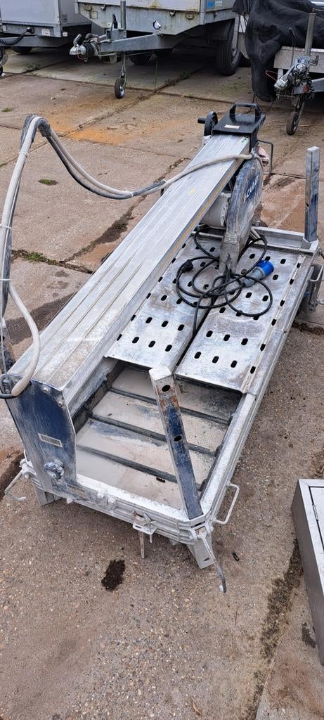 Goed werkende Carat P-3510 stenen zaagtafel, Ophalen of Verzenden