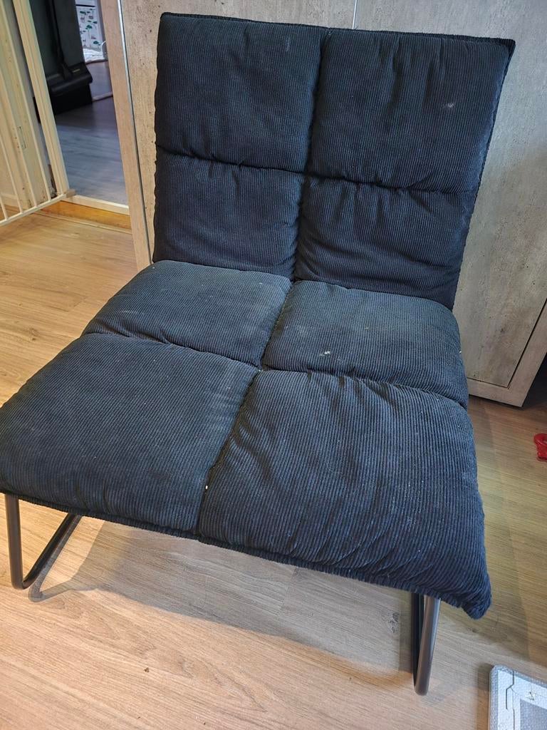 Zwarte fauteuil van Kwantum, Huis en Inrichting, Fauteuils, Ophalen, Gebruikt, 75 tot 100 cm, Stof