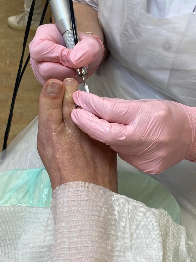 Gratis pedicure behandeling, 33 - 40 uur, Overige niveaus, Overige vormen