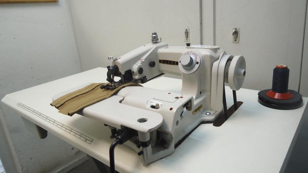 Industrie Blindzoom machine Elize, Overige merken, Gebruikt, Ophalen of Verzenden, Naaimachine