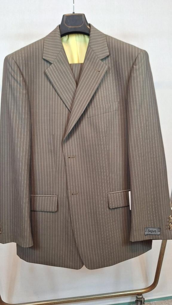 Erg mooi nieuw kostuum in kwartmaat 650 / 25 (nr112), Kleding | Heren, Kostuums en Colberts, Nieuw, Overige maten, Bruin, Ophalen of Verzenden