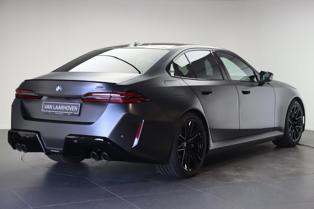 BMW 5 Serie M5 Automaat / M Drive Professional / Panoramadak, 4395 cc, Leder, Sedan, Zilver of Grijs