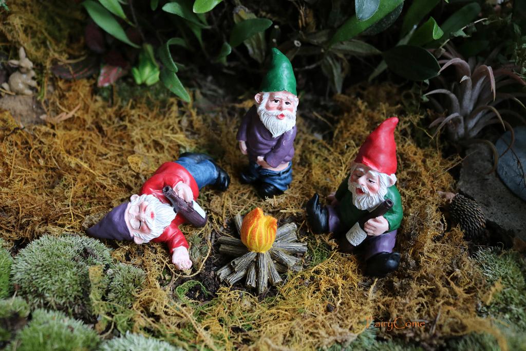 Set Van 3 Tuinkabouters / Tuin Kabouter Gnome Beeld Poppetje, Tuin en Terras, Tuinbeelden, Verzenden, Nieuw, Tuinkabouter