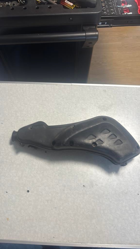 Type 3 luchtfilter box, Ophalen of Verzenden, Zo goed als nieuw, Overige typen, Piaggio