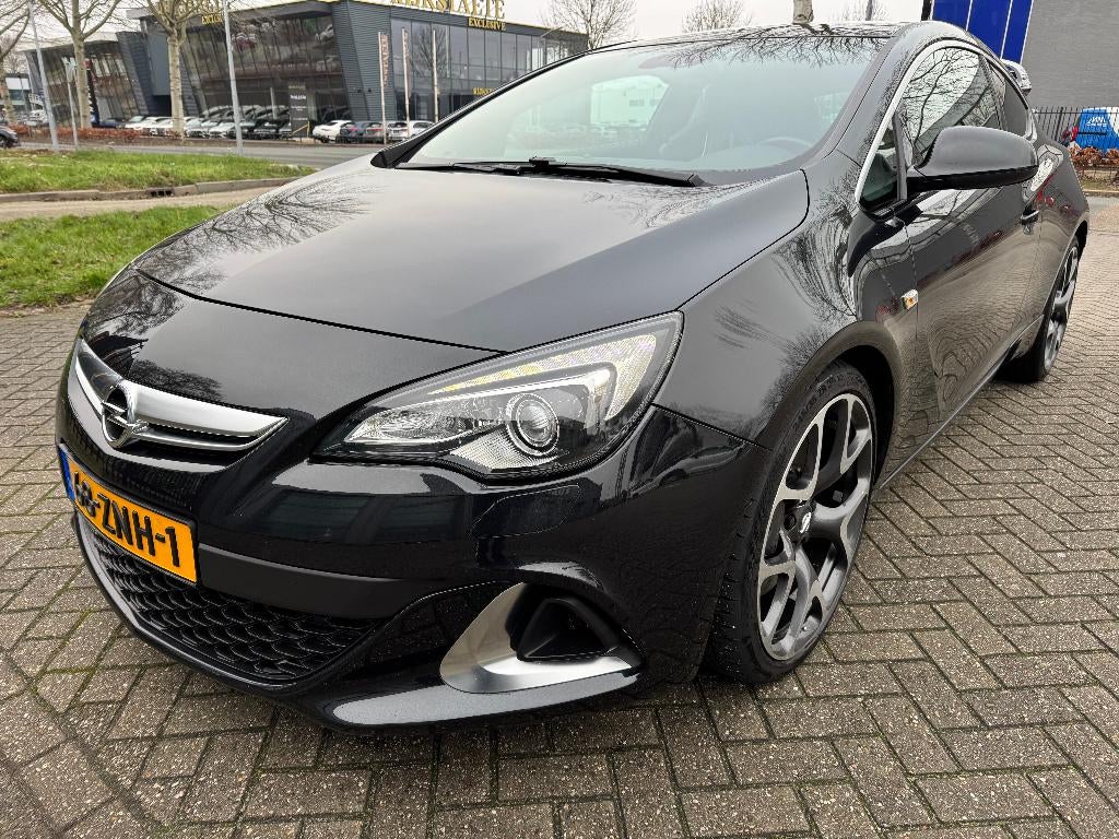 Opel Astra OPC 280 PK NL-Auto NAP! Nieuwstaat!Onderhoud 100%, Auto's, Opel, Voorwielaandrijving, Zwart, 4 cilinders, Zwart