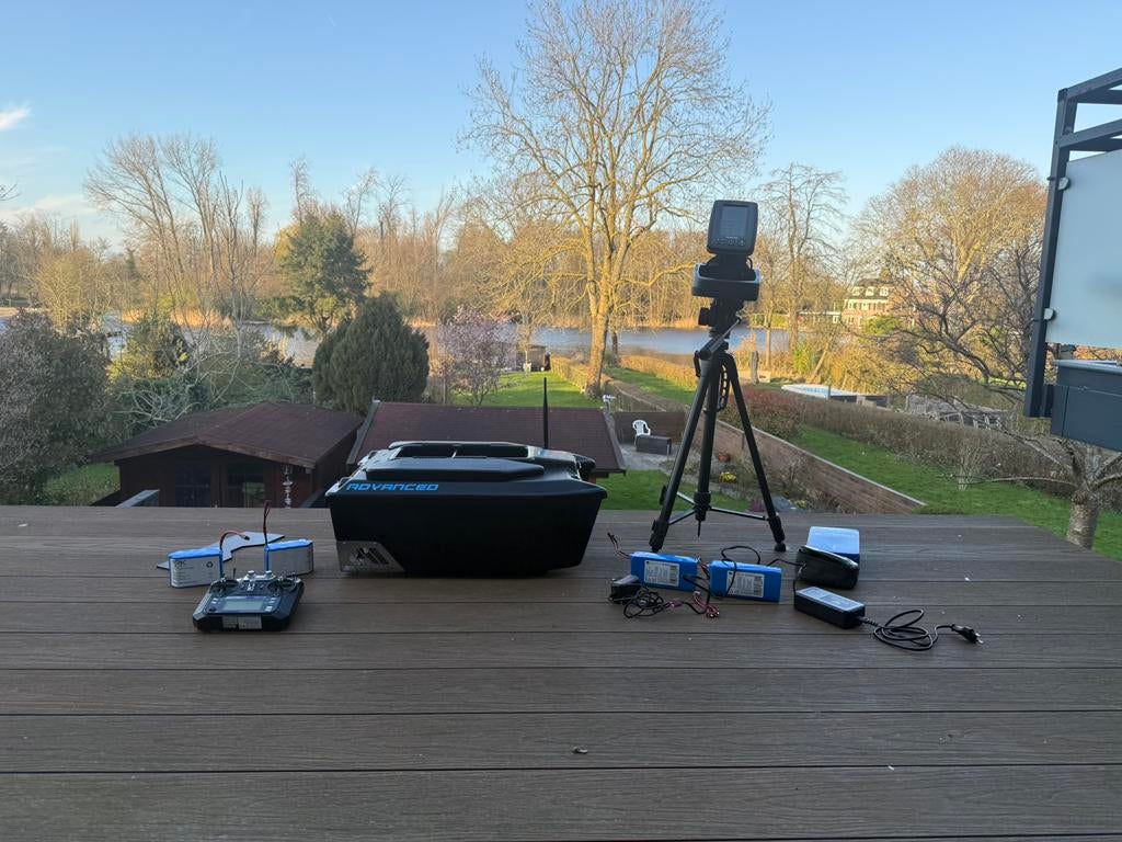 Voerboot PK Advanced met Toslon TF640 + GPS – Complete set, Watersport en Boten, Hengelsport | Karpervissen, Ophalen, Gebruikt