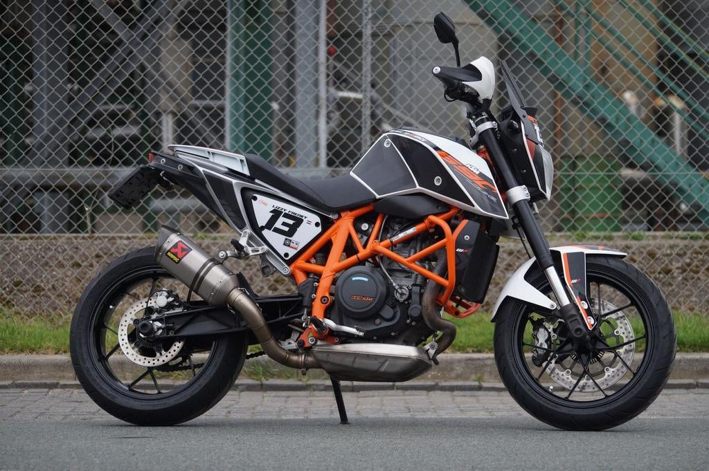 KTM 690 DUKE (bj 2013) Inruil mogelijk. Inruil