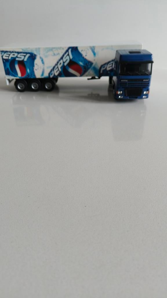 Lion Toys Daf XF blauw Pepsi, Ophalen of Verzenden, Zo goed als nieuw, Bus of Vrachtwagen, Lion Toys