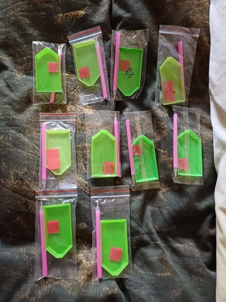 Diamond Paint accessoires setjes van pen, bakje & wax., Hobby en Vrije tijd, Overige Hobby en Vrije tijd, Ophalen of Verzenden