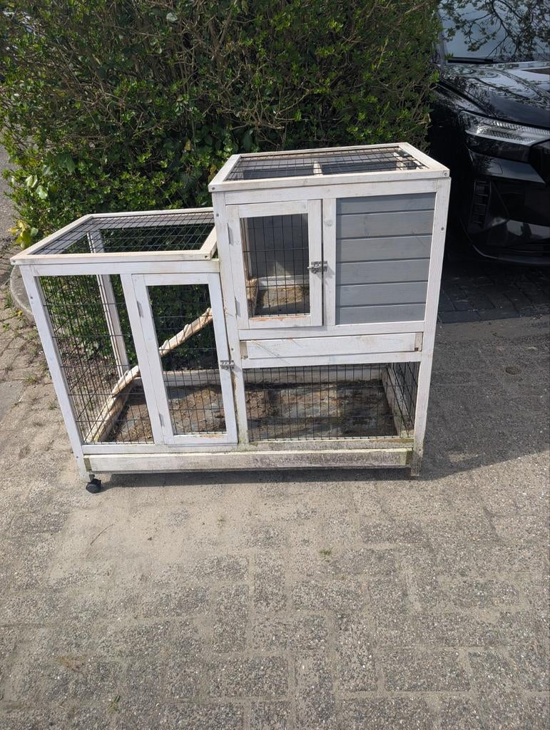 Gratis Konijnenhok op te halen, Dieren en Toebehoren, Knaagdieren en Konijnen | Hokken en Kooien, Ophalen, Minder dan 60 cm