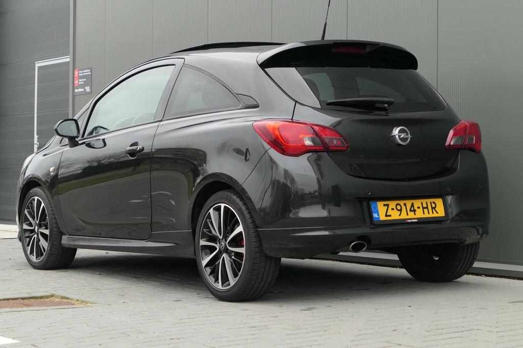 Opel Corsa 1.4-16V OPC-line Cosmo Pano Clima Navi Stoelverwa, Gebruikt, Bedrijf, Handgeschakeld, 1364 cc