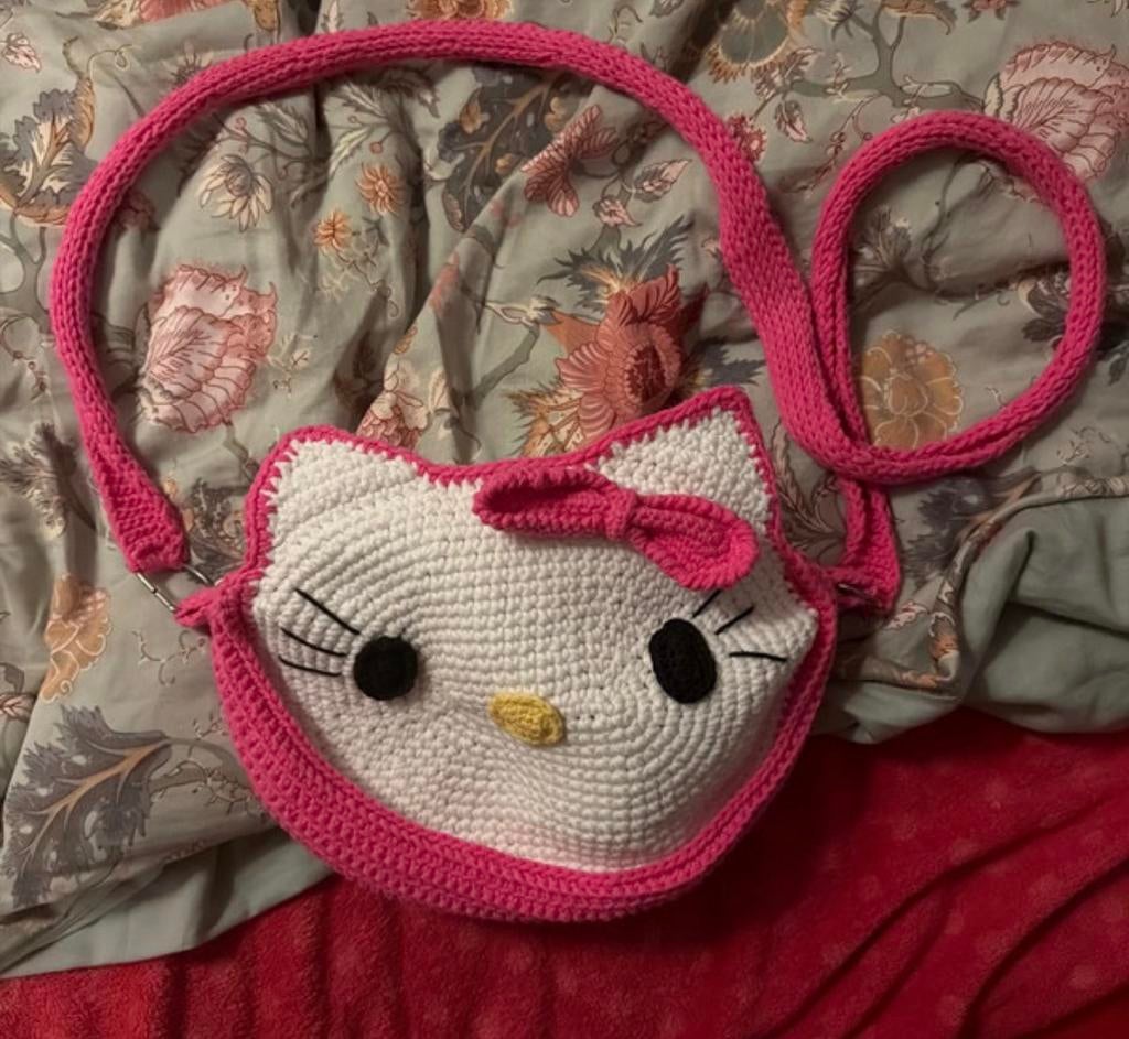 Crochet Hello Kitty tas met rits, Ophalen of Verzenden, Zo goed als nieuw