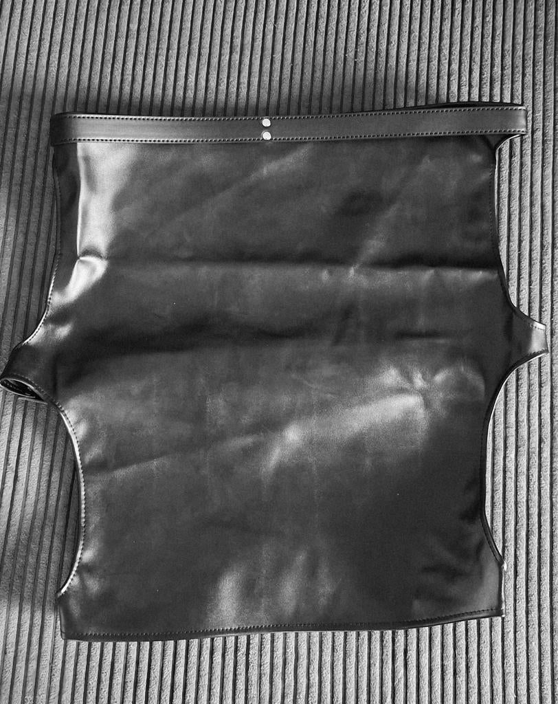 Zwarte PU leren( fetish) rok met verstelbare bandjes( nieuw), Verzenden, Nieuw, Zwart, Boven de knie