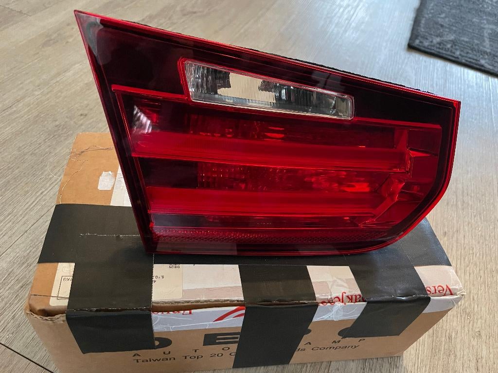 Nieuw achterlicht binnen BMW 3 F30, Ophalen of Verzenden, Nieuw
