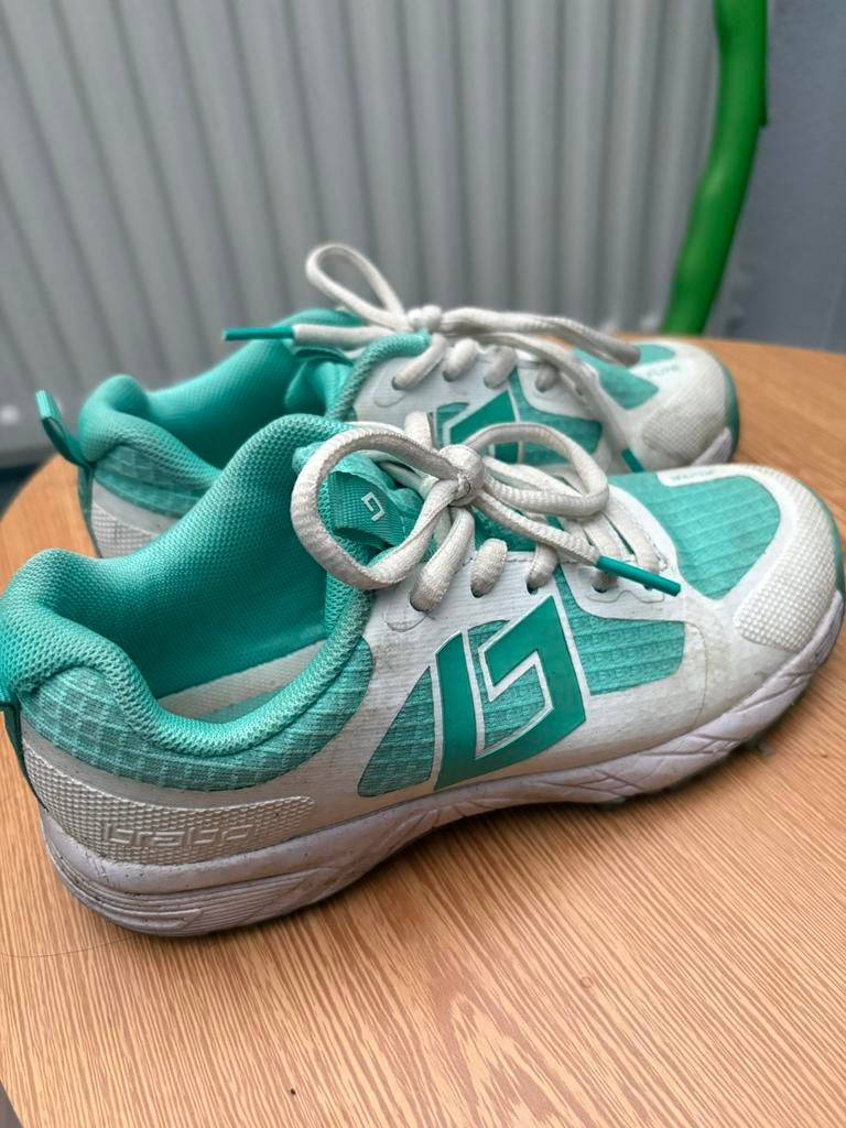 Hockeyschoenen maat 33, Verzenden, Gebruikt, Schoenen