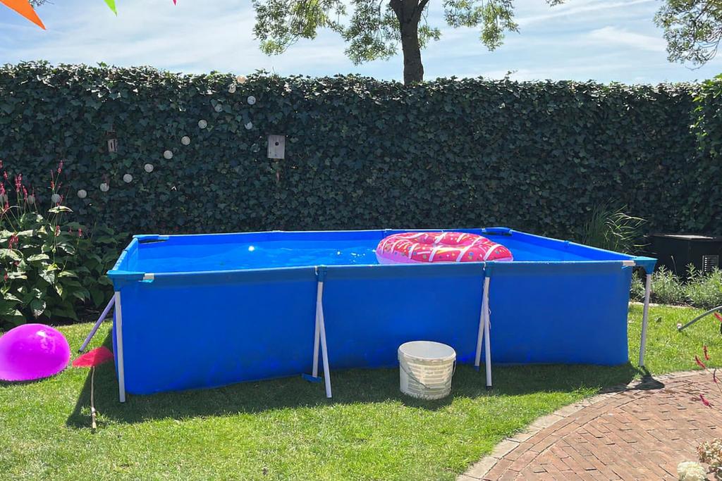 Zwembad toebehoren: zonnepaneel, pomp, schoonmaakset, Ophalen, Gebruikt, Overige typen