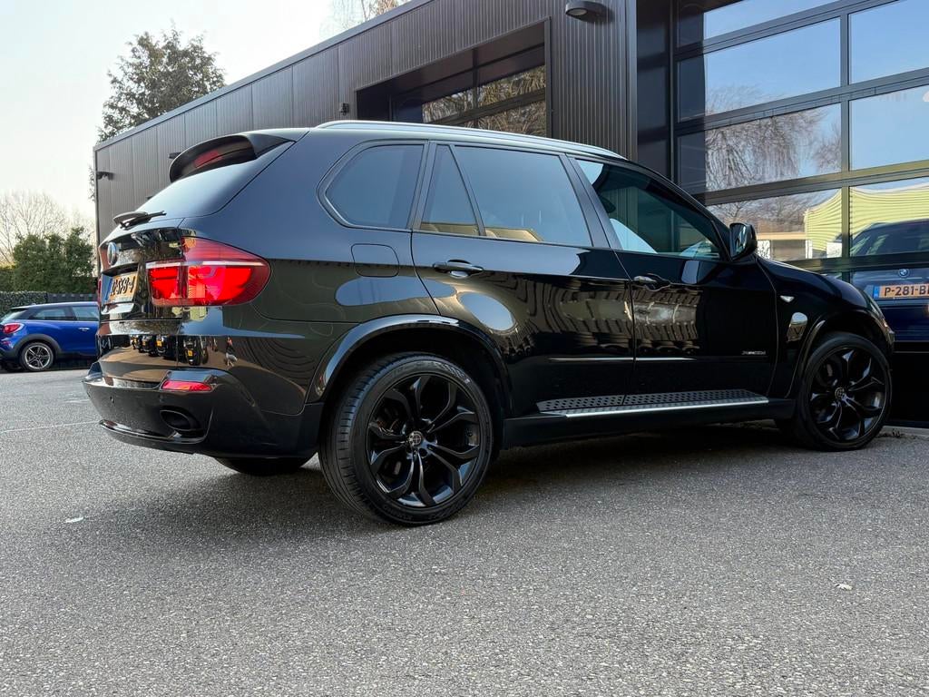 BMW X5 XDrive30d M-Sport Shadowline 7-Persoons 20' Breedset, Gebruikt, 2993 cc, 255 €/maand, 7 stoelen