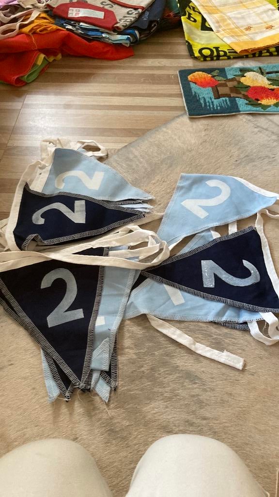 Vlaggenlijn feest verjaardag 2 jaar, Ophalen, Zo goed als nieuw