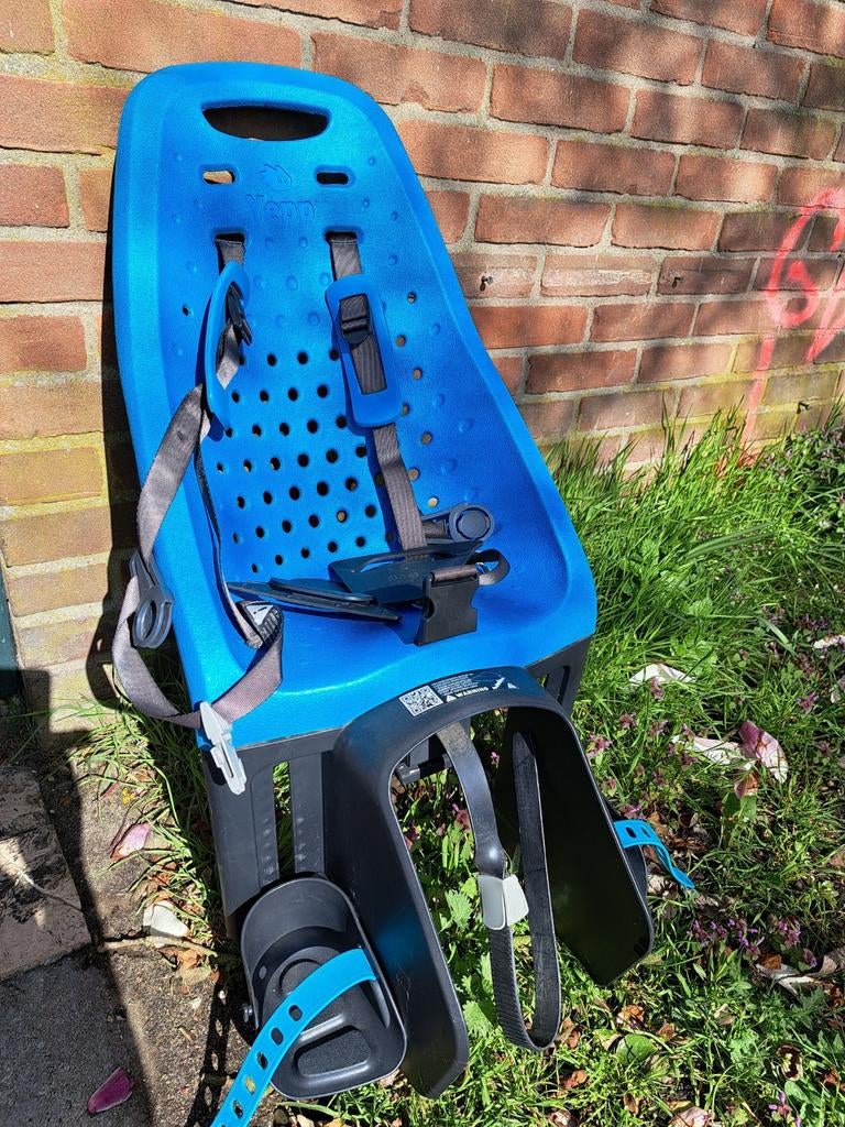 Yepp achter zitje, Ophalen, Achterzitje, Voetsteuntjes, Yepp