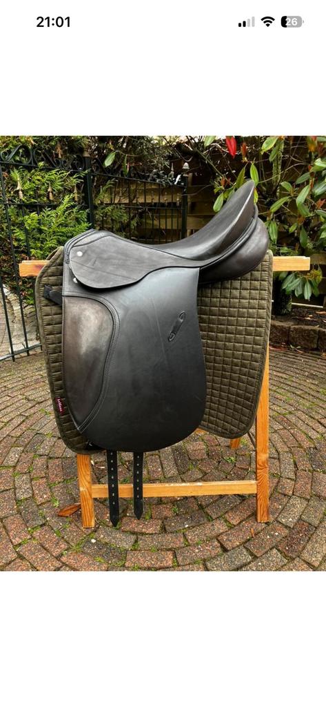 Passier Optimum dressuur en Passier springzadel, Dieren en Toebehoren, Paarden en Pony's | Zadels, Ophalen of Verzenden, Zo goed als nieuw