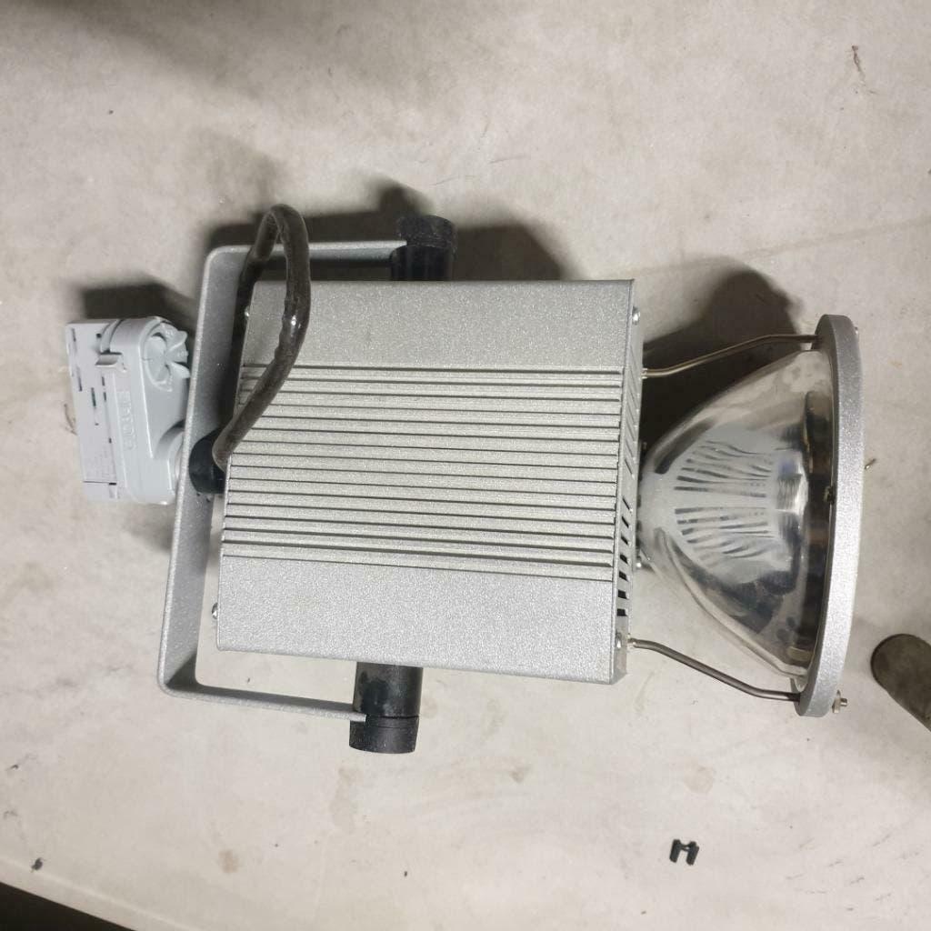 PHILIPS GLOBAL VERLICHTING SPOTS VOOR SPANNINGSRAIL, Ophalen, Gebruikt, Metaal of Aluminium