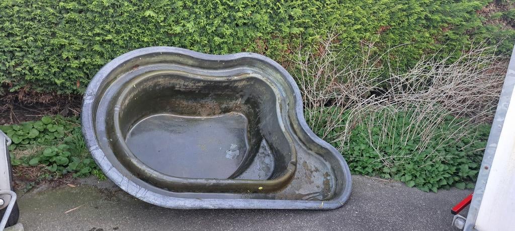 Polyester vijverbak. Ophalen meerdere locaties NL, Ophalen