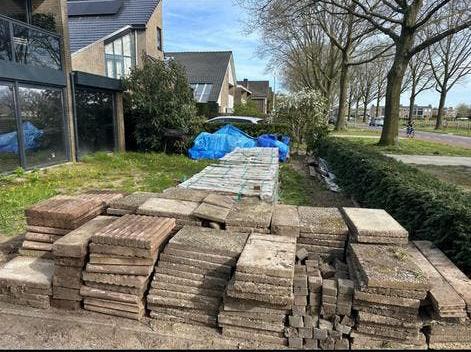 Steen gratis op te halen, Caravans en Kamperen, Tenten, Ophalen of Verzenden, Zo goed als nieuw