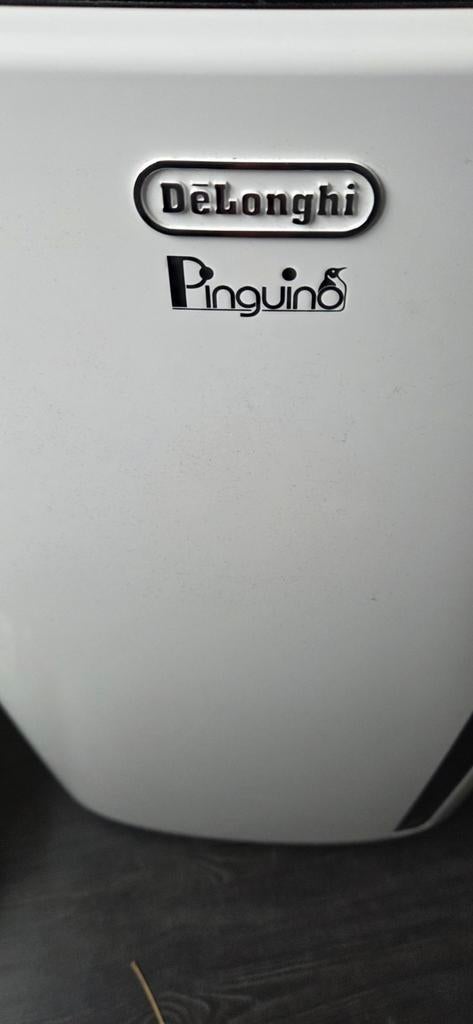 Verrijdbare airco Delonghi, model pinquino, Ophalen, Minder dan 60 m³, 3 snelheden of meer, Zo goed als nieuw
