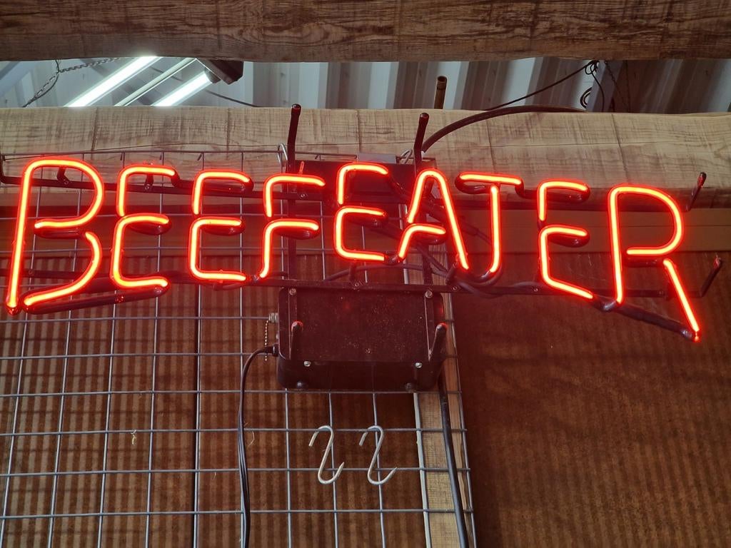 Beefeater gin neon usa, Ophalen, Gebruikt, Lichtbak of (neon) lamp