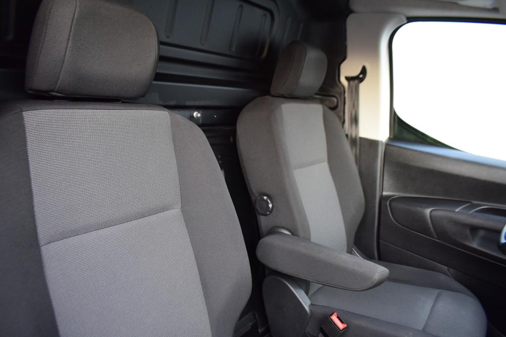 Toyota PROACE CITY 1.5 D-4D Cool Comfort Airco Cruise Trekha, Voorwielaandrijving, Stof, Gebruikt, 4 cilinders