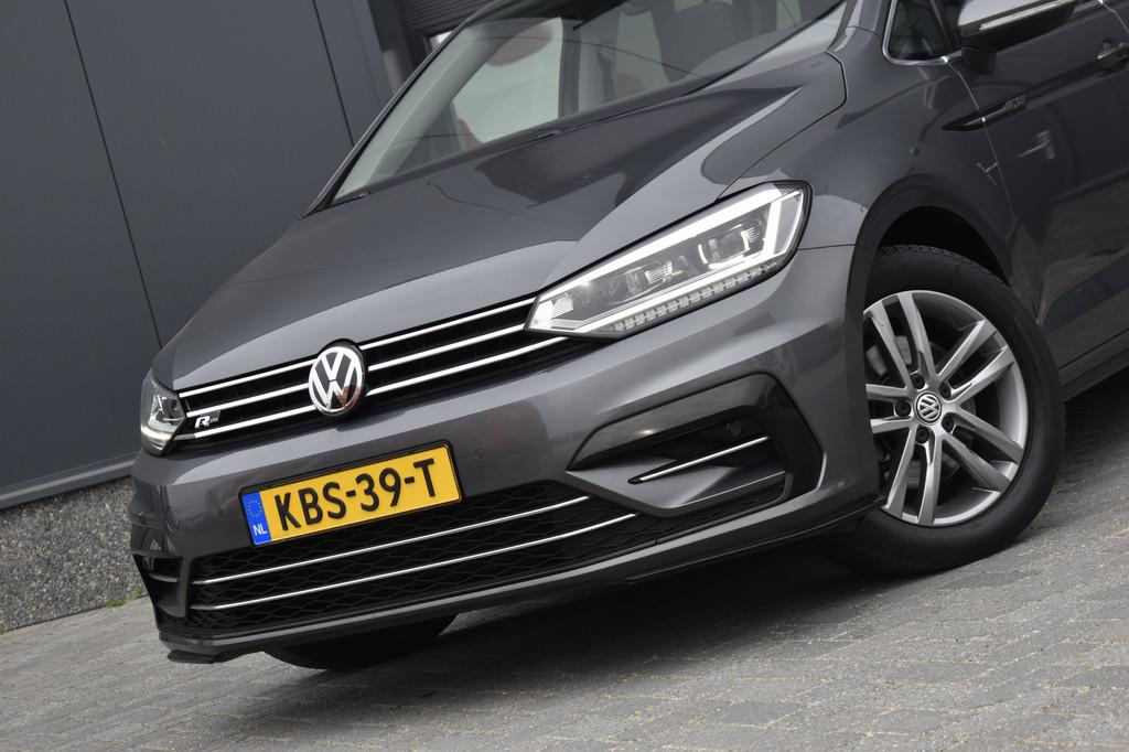 Volkswagen Touran 1.5 TSI Highline Business R 7p Pano - Crui, 15 km/l, Euro 6, 4 cilinders, 150 pk