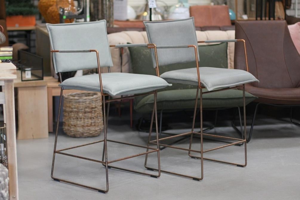 2 luxe barstoel Norman Jess metaal koper leer lichtblauw, Ophalen, Met voetsteun, 60 tot 90 cm, Zo goed als nieuw