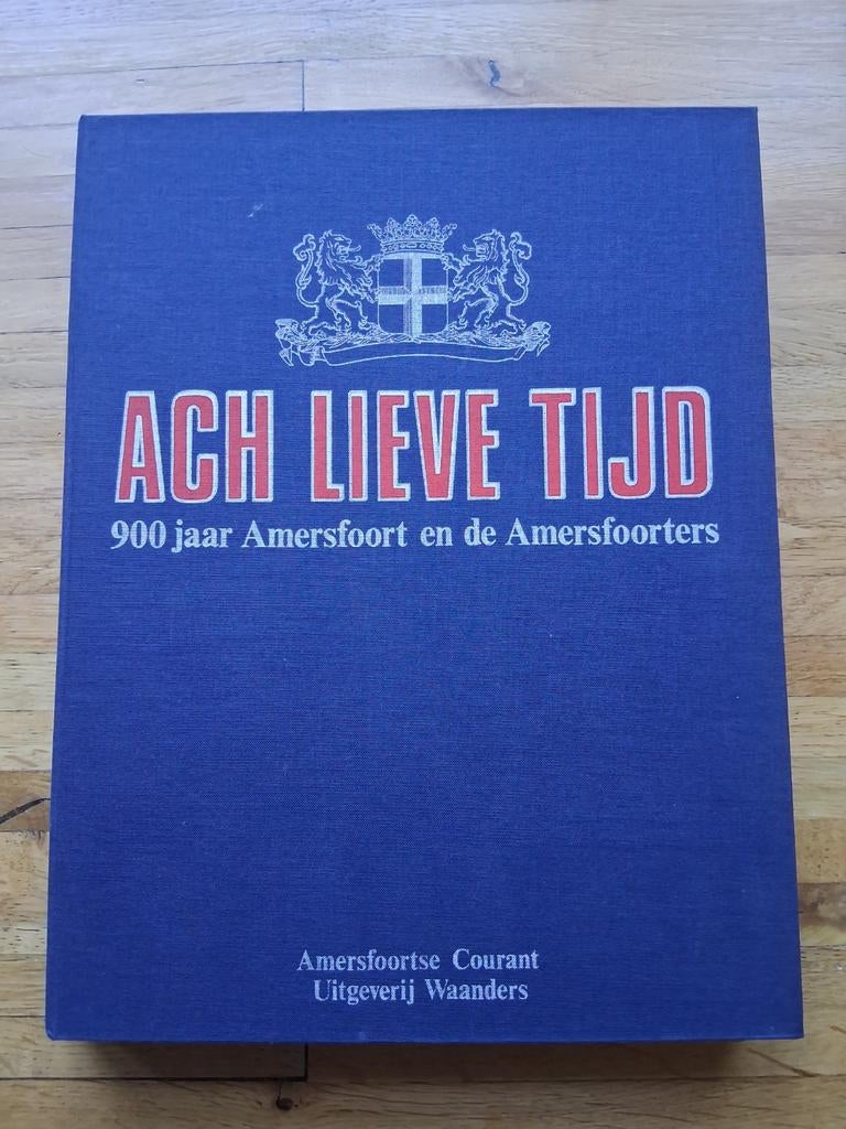 900 jaar Amersfoort en de amerfoorters 14 delen in band, Ophalen of Verzenden, Zo goed als nieuw