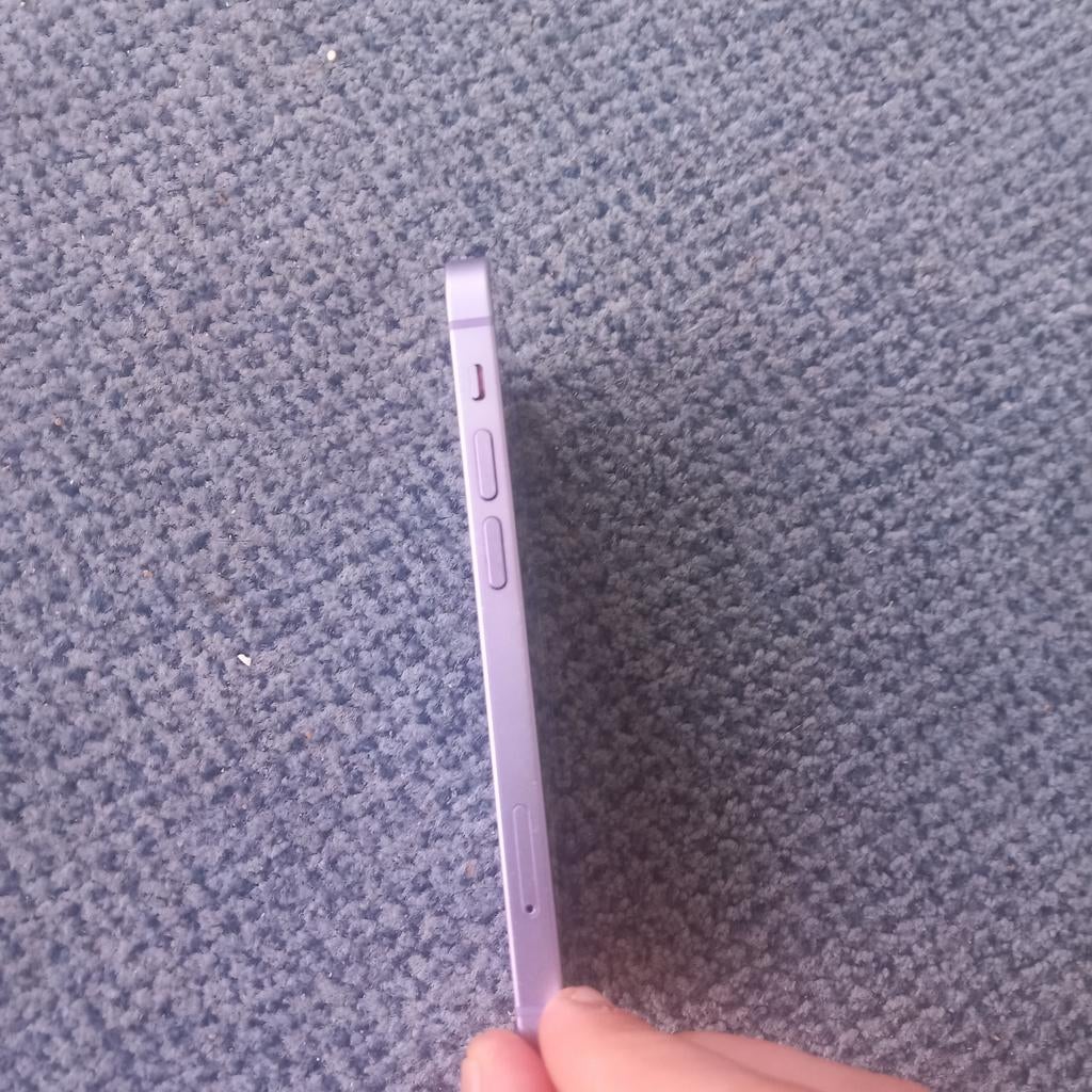 Lila iPhone 12 - Zo goed als nieuw, Paars, Nieuw, 64 GB, Zonder simlock