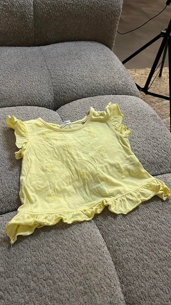ZARA topje geel met ruffles maat 80, Meisje, ., Ophalen of Verzenden, Zo goed als nieuw