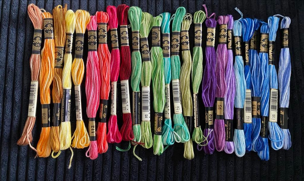 Hele set DMC borduurgaren, Ophalen of Verzenden, Gebruikt, Handborduren, Borduurgaren of Zijde