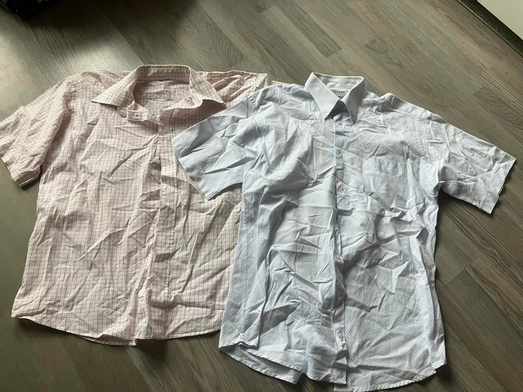 2 bijna nieuwe overhemden maat 41 Bijenkorf, Ophalen of Verzenden, Zo goed als nieuw, Overige kleuren, Halswijdte 41/42 (L)