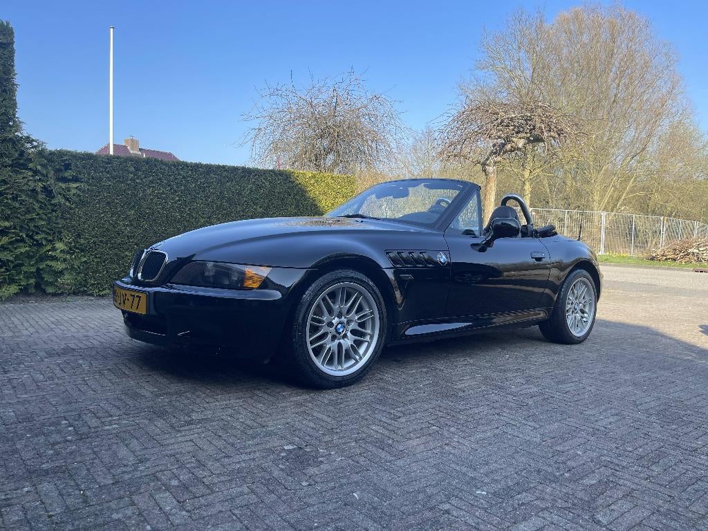 BMW Z3 1.8 Roadster 1997 Zwart in zeer goede staat, Auto's, BMW, Achterwielaandrijving, Zwart, 4 cilinders, Cabriolet