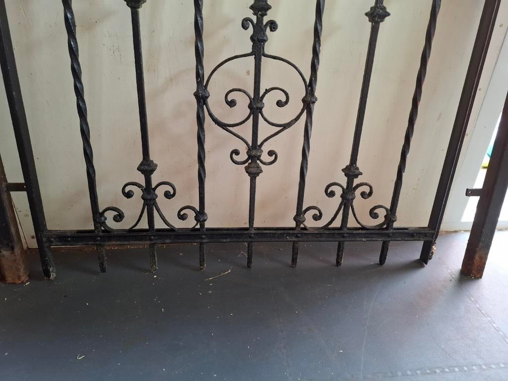 Antiek smeedijzeren hek - 103x110 cm, Ophalen