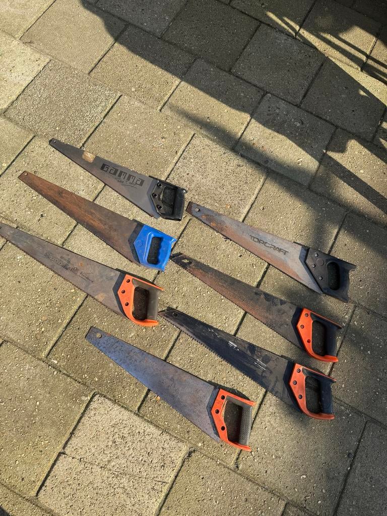 Diverse handzagen, troffels en ander gereedschap, Ophalen, Gebruikt