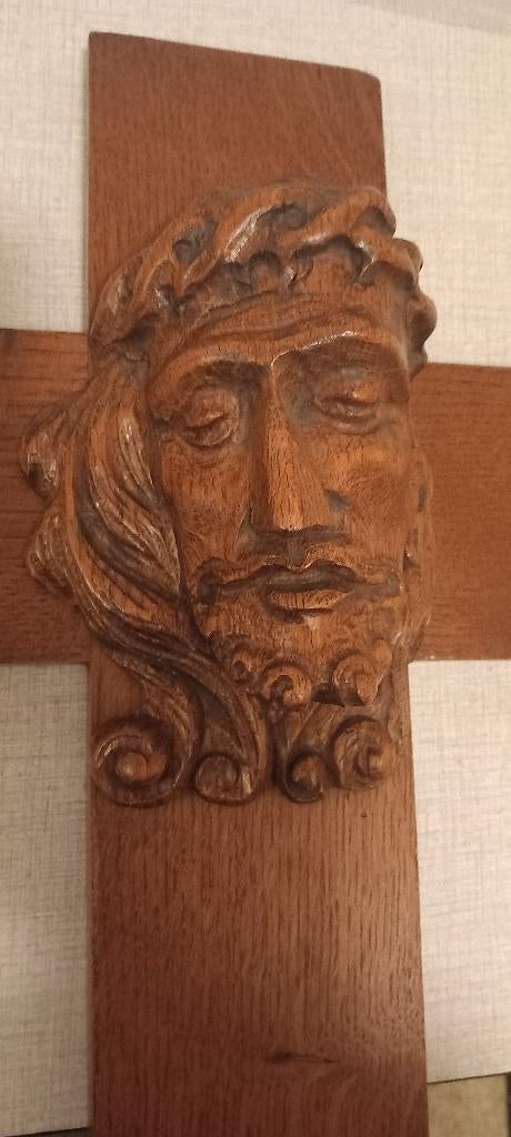 Houtsnijwerk met beeltenis van Jezus Christus op kruis, Ophalen of Verzenden