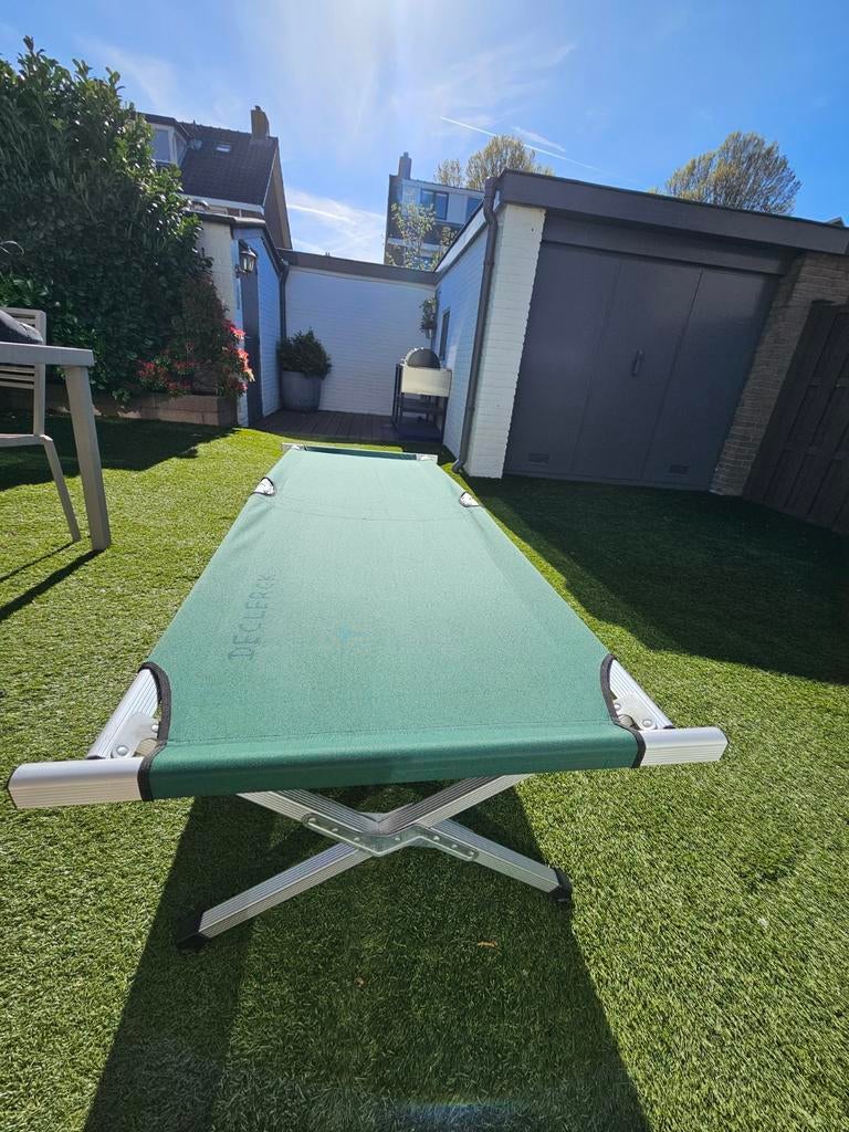 Opvouwbaar veldbed groen, Ophalen