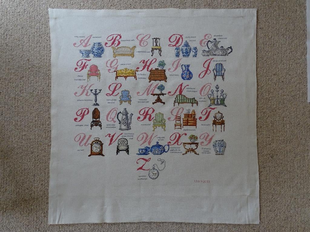 Borduurwerk Letterlap HUISRAAD, zo goed als nieuw, Ophalen of Verzenden, Zo goed als nieuw, Handborduren, Overige typen