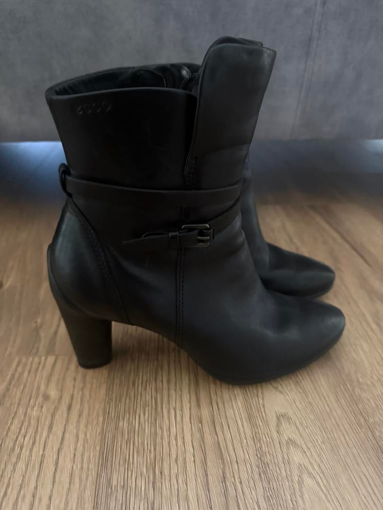 Ecco laarzen, Ophalen of Verzenden, Zo goed als nieuw, Zwart, Hoge laarzen