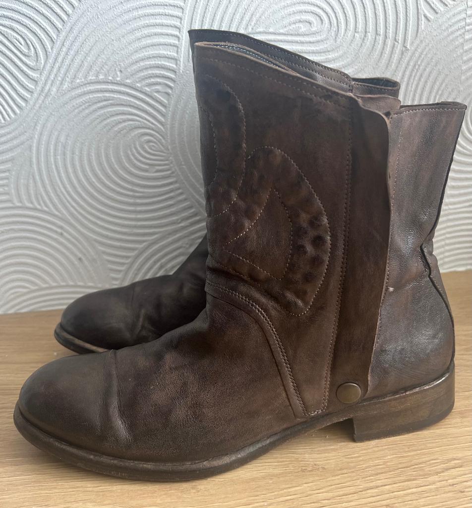 Ducanero. Stoere Italiaanse leren laarsjes. Mt 40., Bruin, Lage of Enkellaarzen, Ophalen of Verzenden, Zo goed als nieuw
