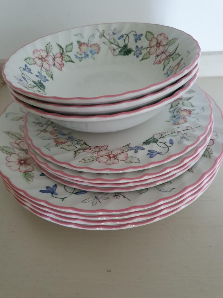 Spring Fields servies, 11 stuks. Wood & Sons. Niet gebruikt, Ophalen of Verzenden