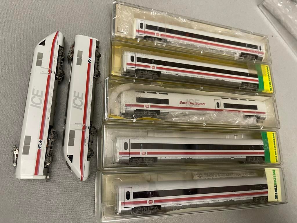 Minitrix DB ICE 1 NS 7 delig met verlichting, Hobby en Vrije tijd, Modeltreinen | N-Spoor, Gelijkstroom, Trix, Ophalen of Verzenden