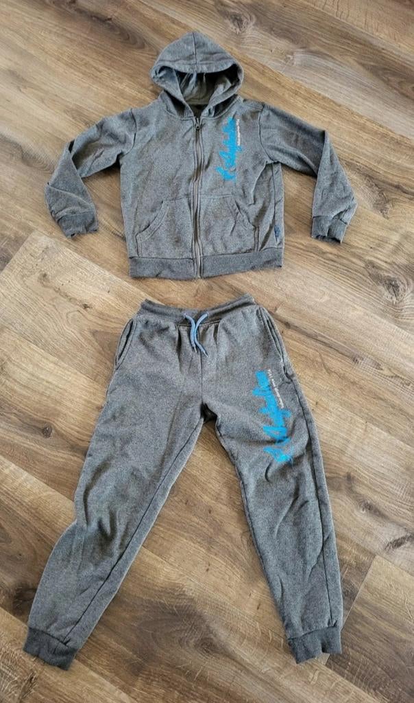 Australian joggingpak huispak joggers vest capuchon 134 140, Kinderen en Baby's, Kinderkleding | Maat 134, Ophalen of Verzenden