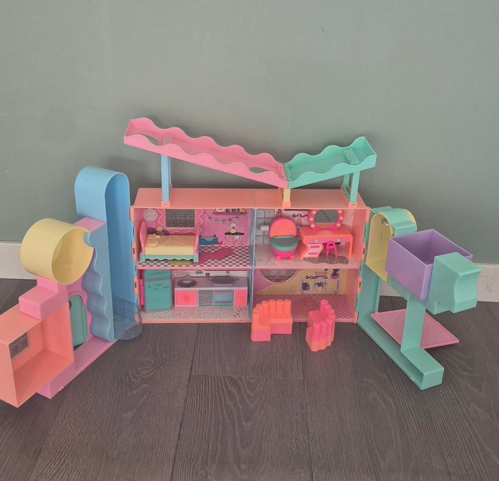 L.O.L. Surprise! Squish Sand Magic House Poppenhuis, Ophalen, Zo goed als nieuw, Poppenhuis